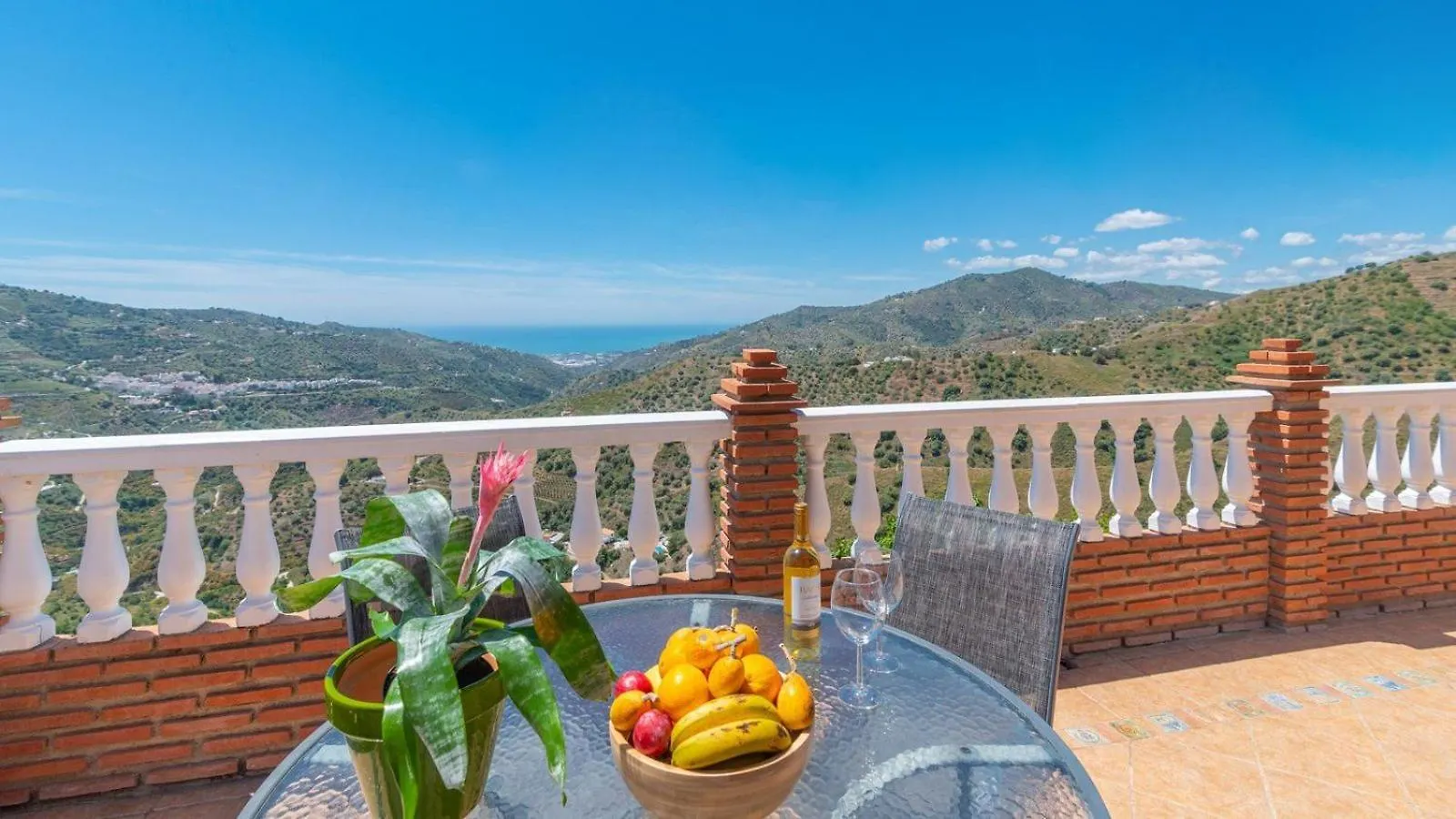 Holiday home Cortijo La Encina Sayalonga By Ruralidays Villa