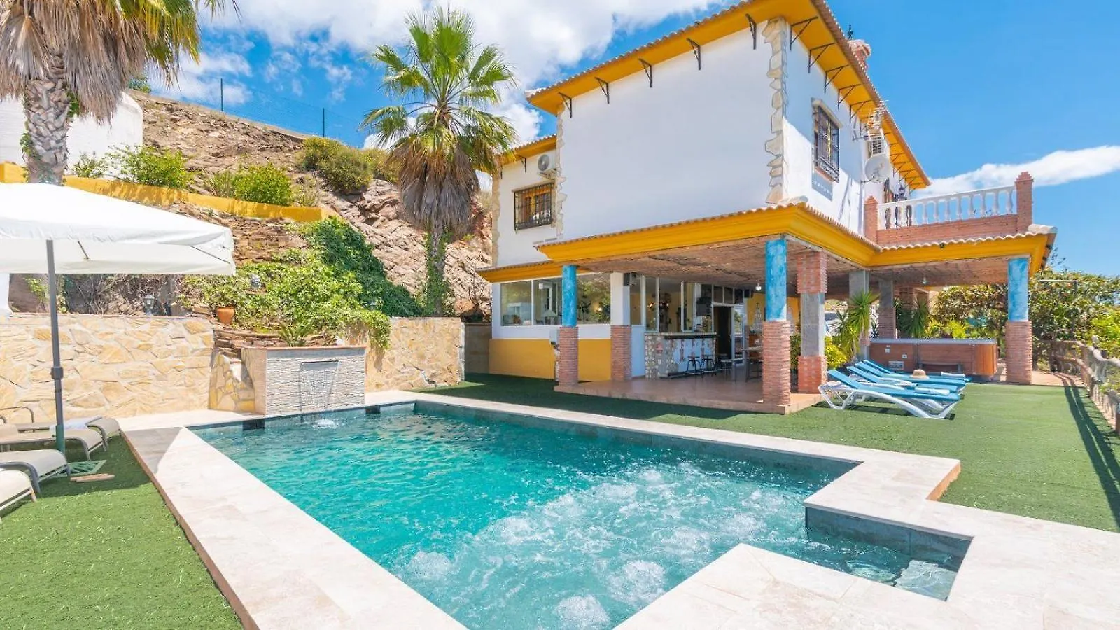 Holiday home Cortijo La Encina Sayalonga By Ruralidays Villa